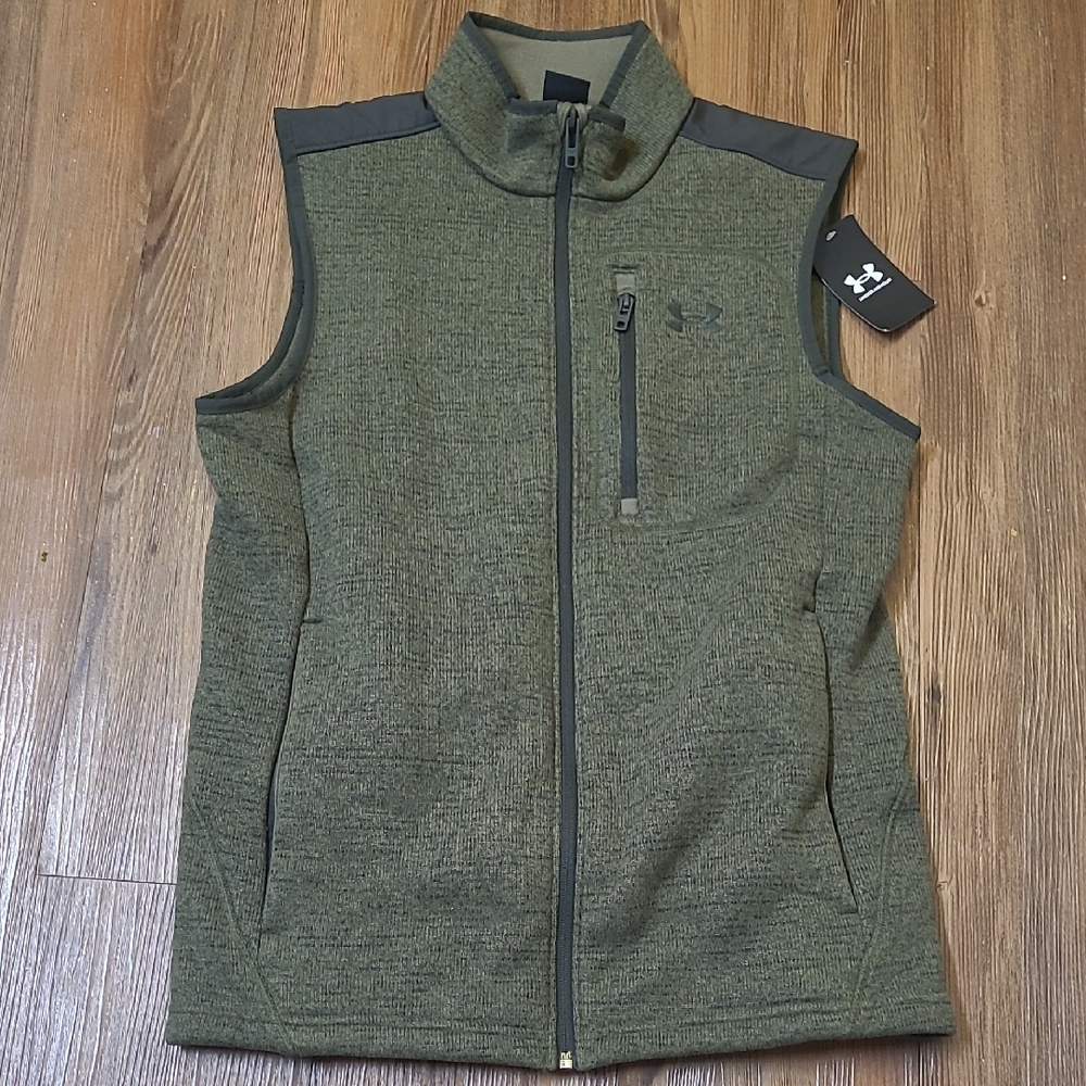 Under Armour Men's Olive and Black Vest new zise‎ S.